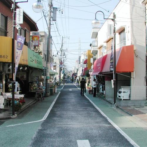 神奈川県横浜市港北区大曽根台 ショッピング施設