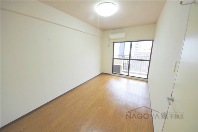 ドムス栄 ベッドルーム