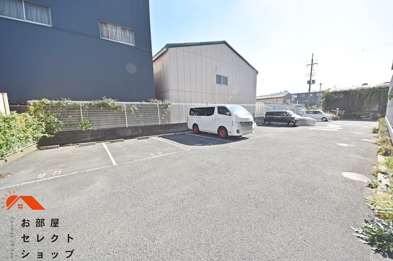 ボナールシャトー 駐車場