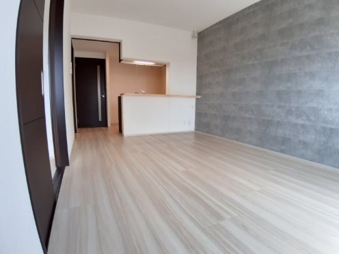 フロイデミーツ半田山 リビング