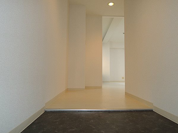 マンションコトブキ 玄関