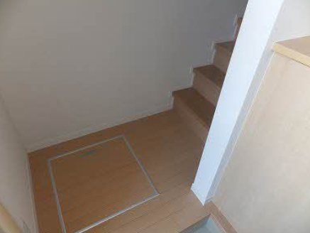 デルマール楽々園 玄関