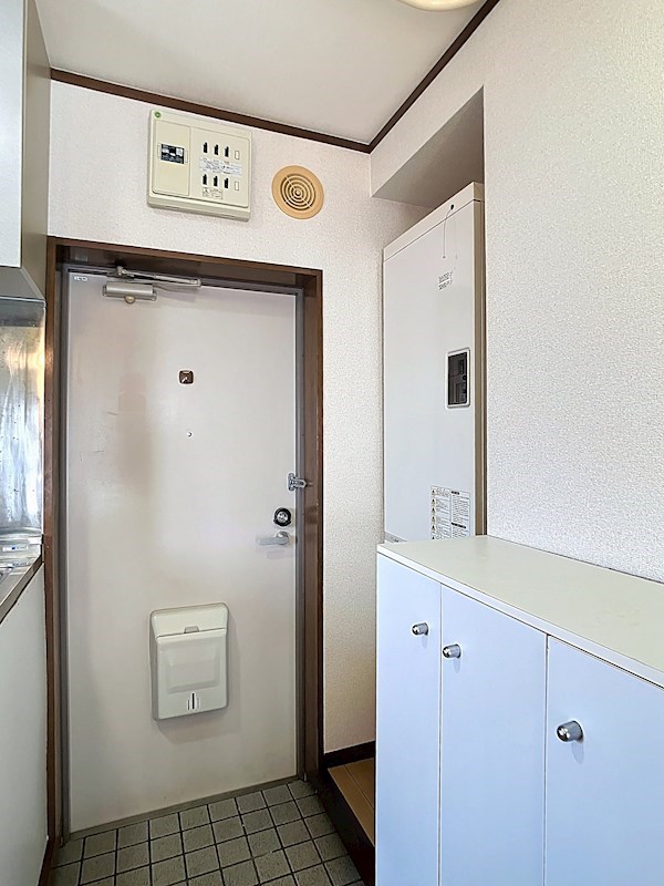 ベェーベ1996 玄関