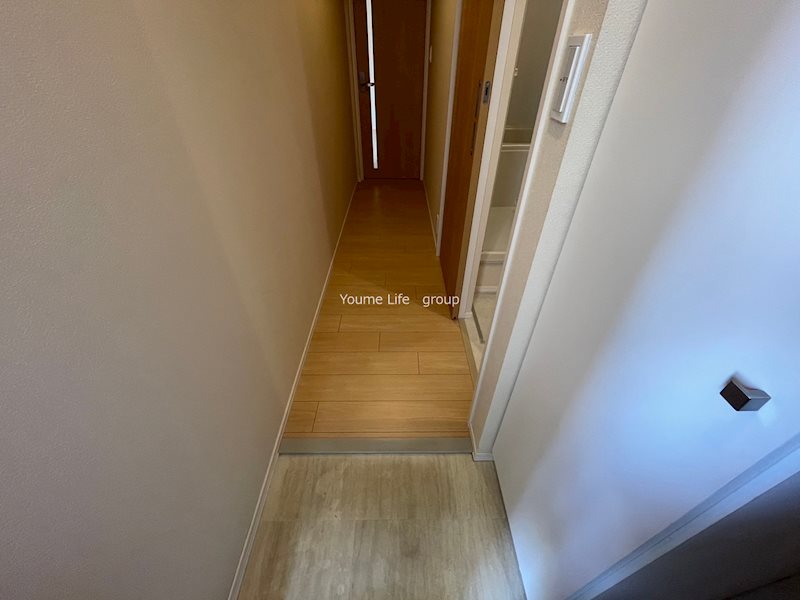 フォードアーズ鵠沼 玄関