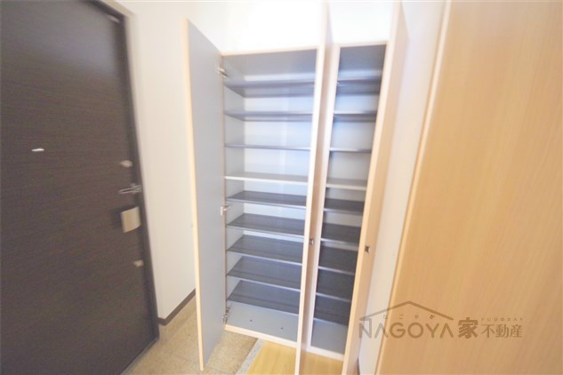 丸の内エンブルコート その他7