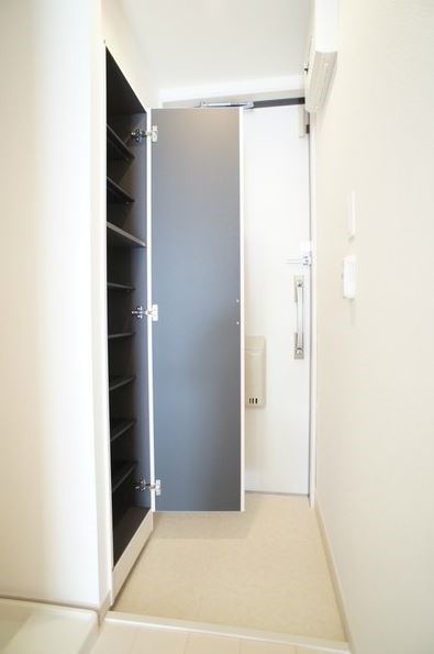 リブリ・サザンビーチ茅ヶ崎Ⅱ 玄関