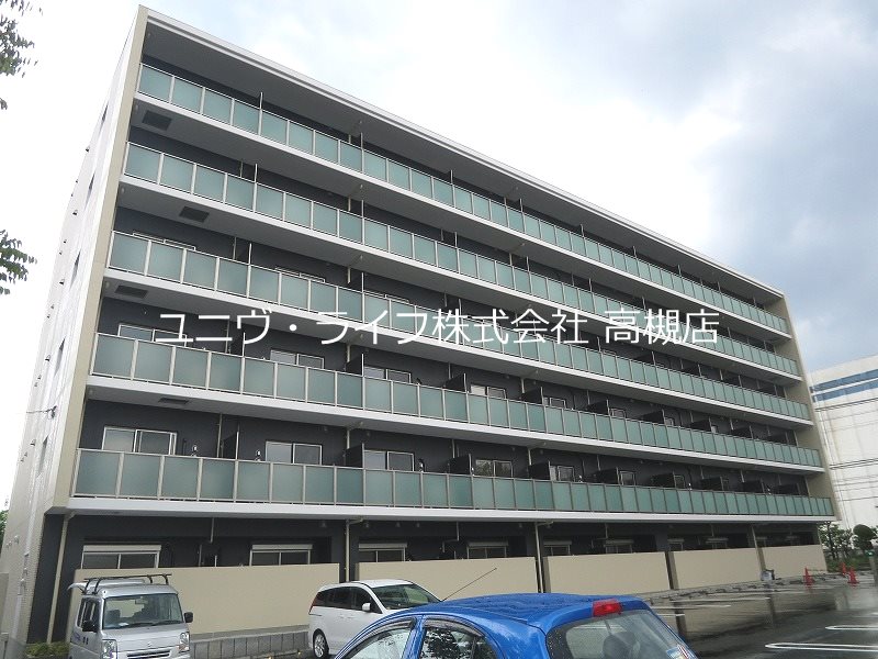 セレノスクエア 外観