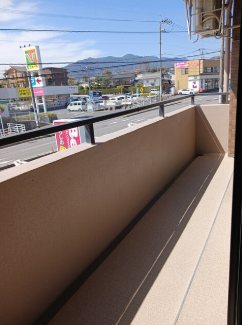 ルミエール伴丈木 ベランダ