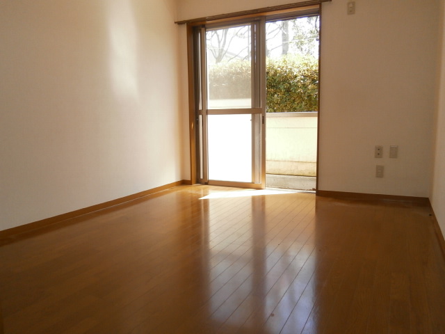 カイトシオン大岡山 リビング