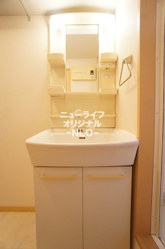 ファミール御殿 洗面所