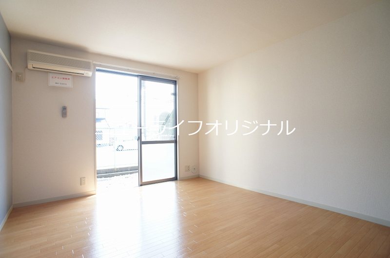 ドルフ湘南Ⅱ リビング