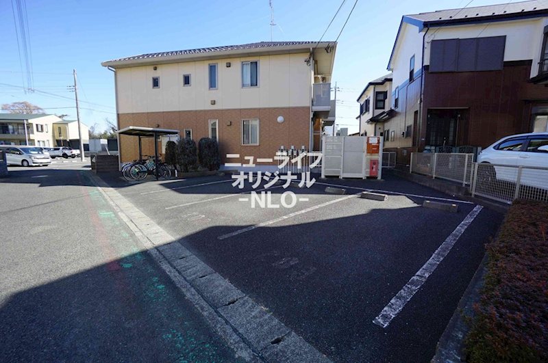 マサール1号館 駐車場