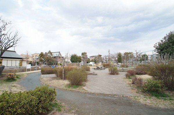 ベルカーサ 公園