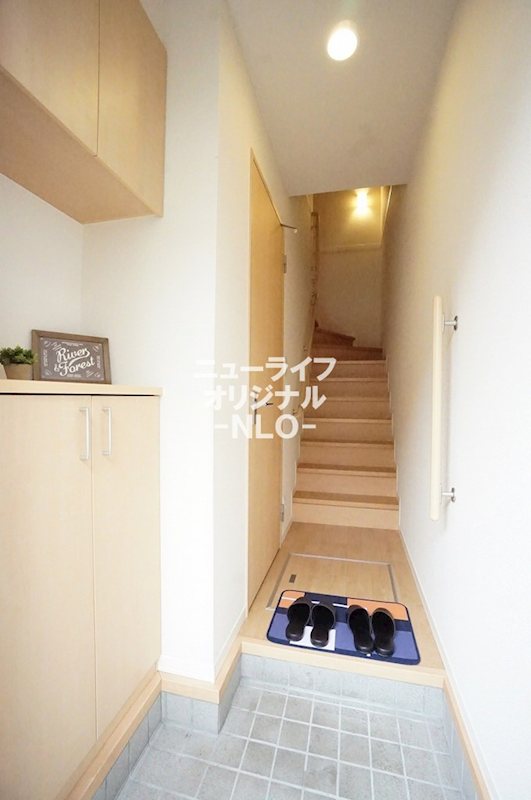 クレスト広田Ⅴ 玄関