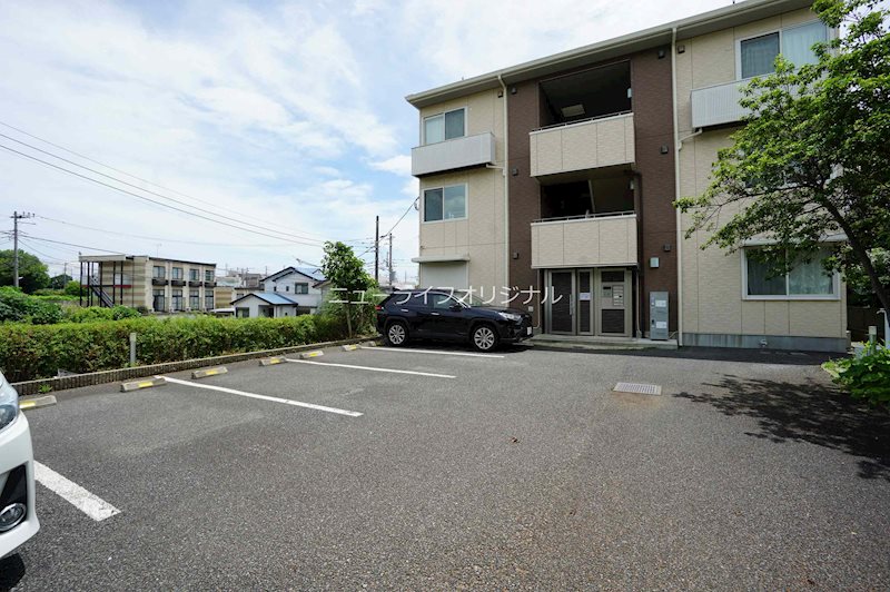 スカイビレッジ 駐車場