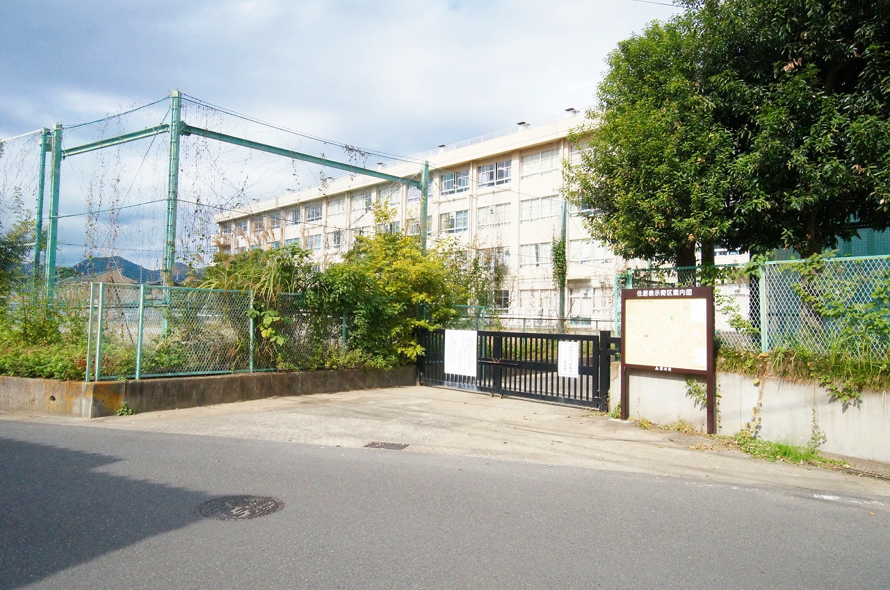 グリーンヒルねぎし 中学校