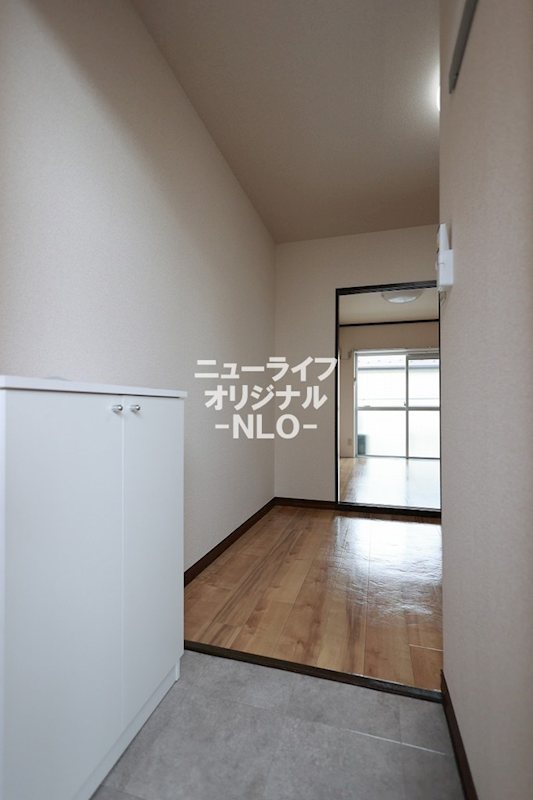 旭ハイツⅡ 玄関