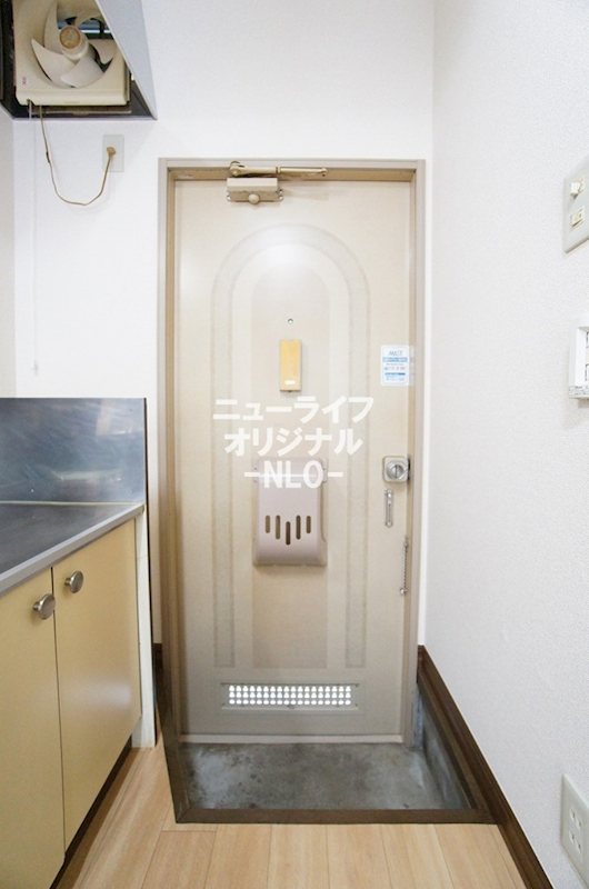オリオンハイツ 玄関