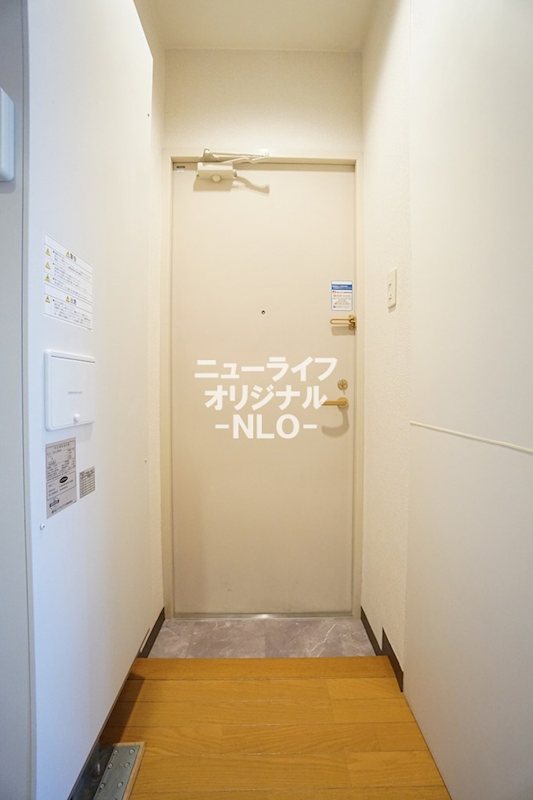 ソレイユ三和 玄関