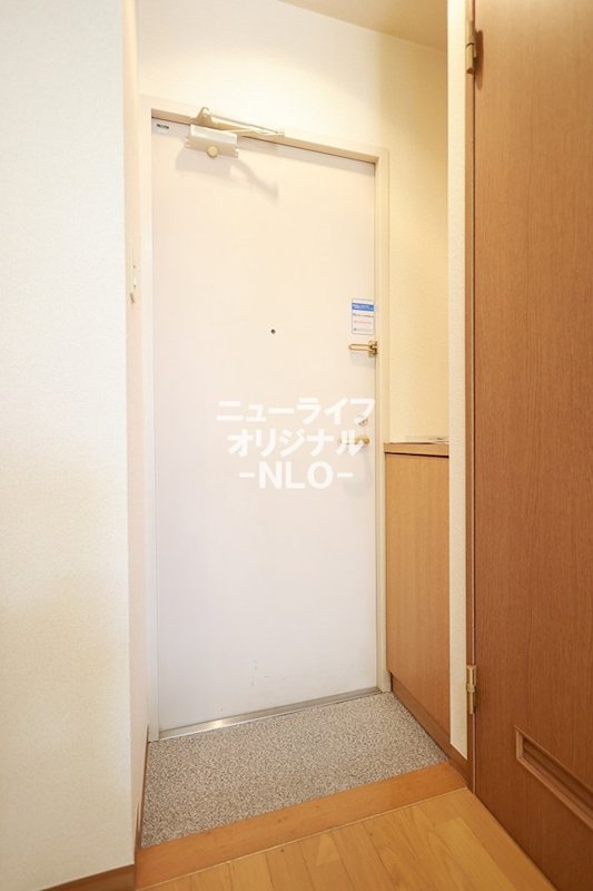 ソレイユ三和 玄関