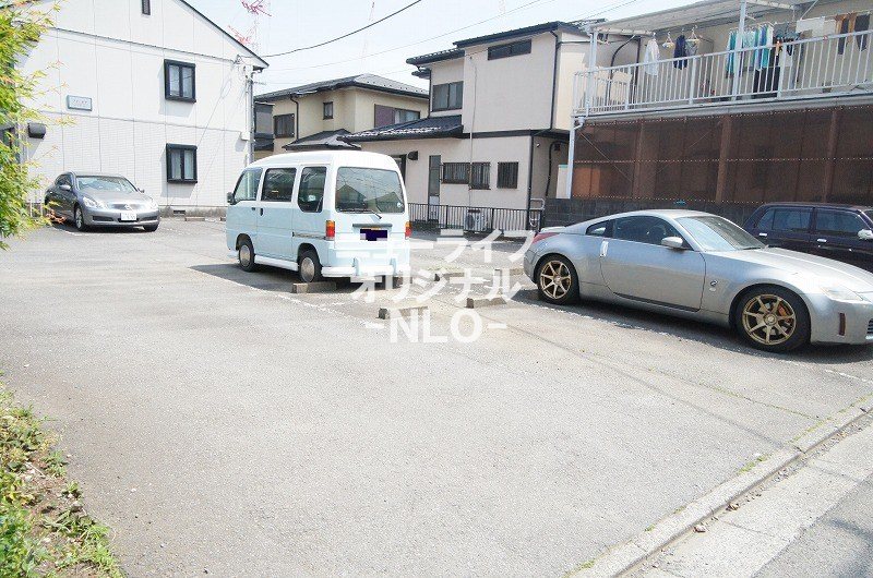 プティボア 駐車場