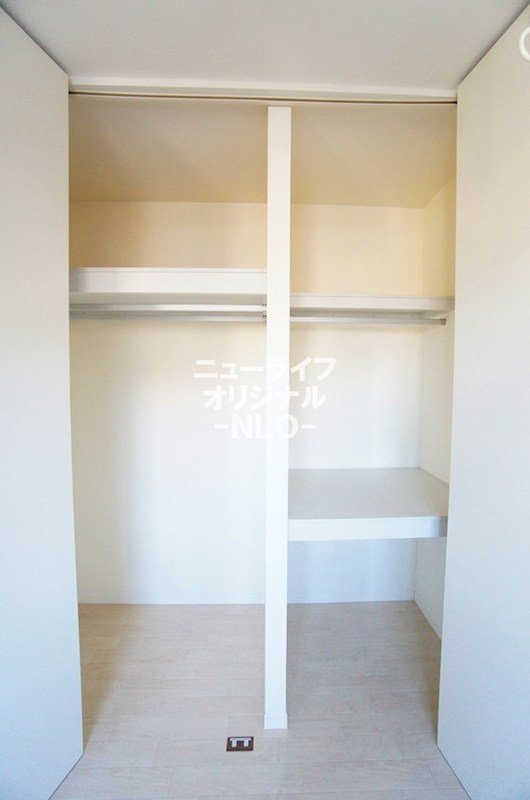 ＥＡＳＴ　ＯＮＥ 収納