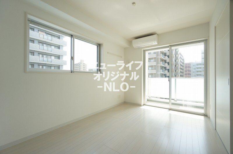 ＡＸＩＡ　Ｂ．Ｌ．Ｄ その他