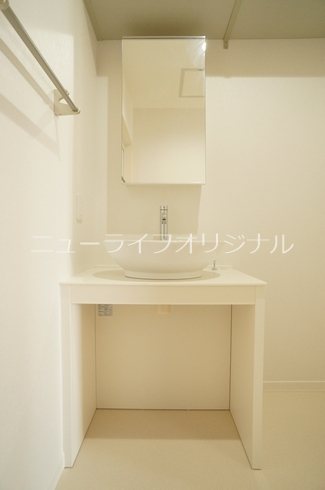 メゾンビコロール 洗面所