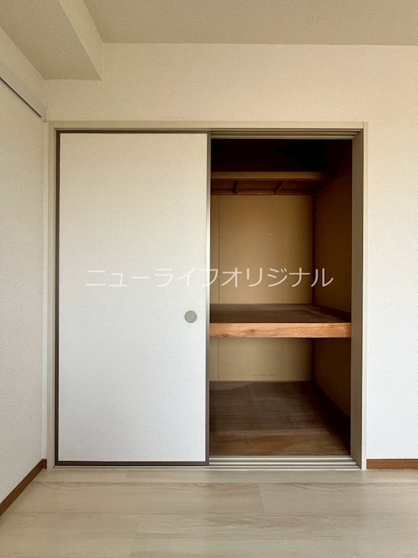 ドミ・クレイン 収納