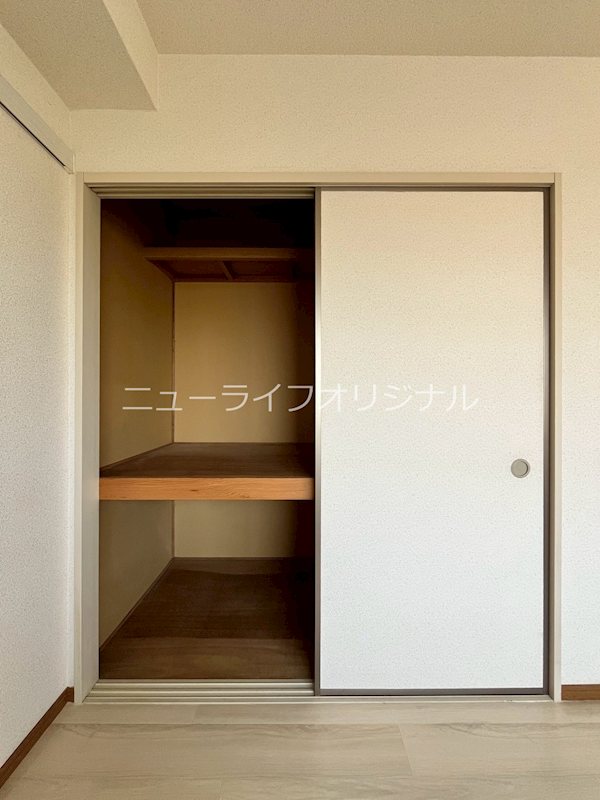 ドミ・クレイン 収納