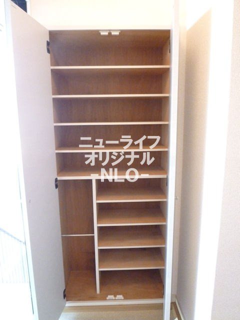 シャトミナール その他