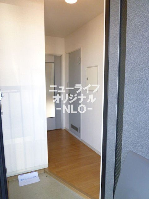 シャトミナール 玄関