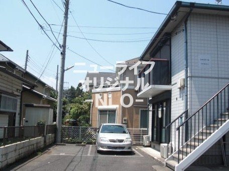 シャトミナール 駐車場