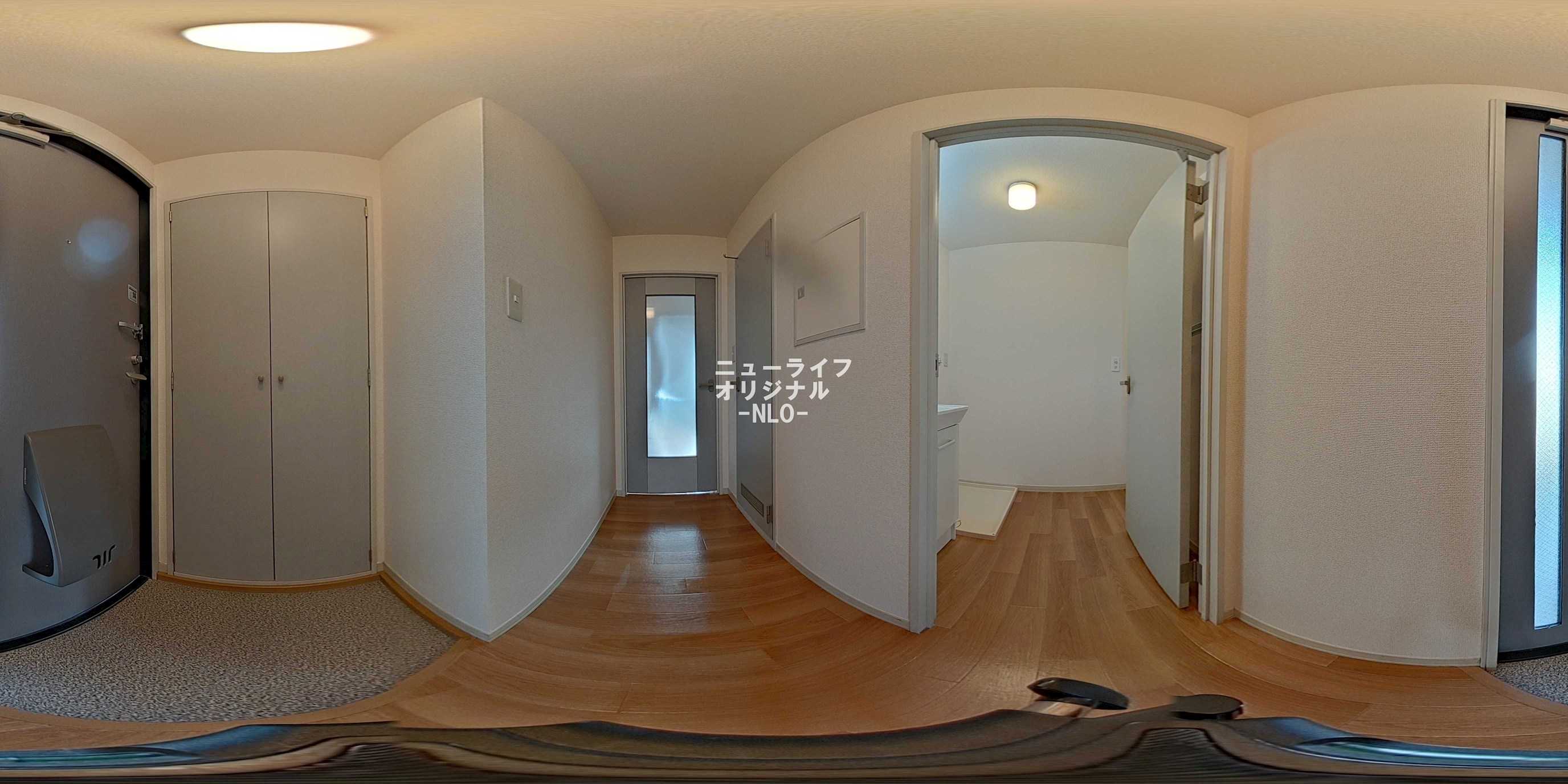 シャトミナール 玄関