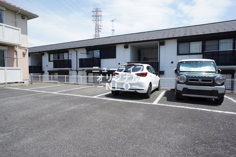 サニーヒル大久保Ⅴ 駐車場