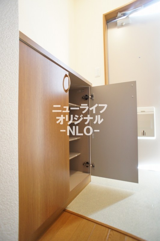 ハイクレスト湘南 玄関