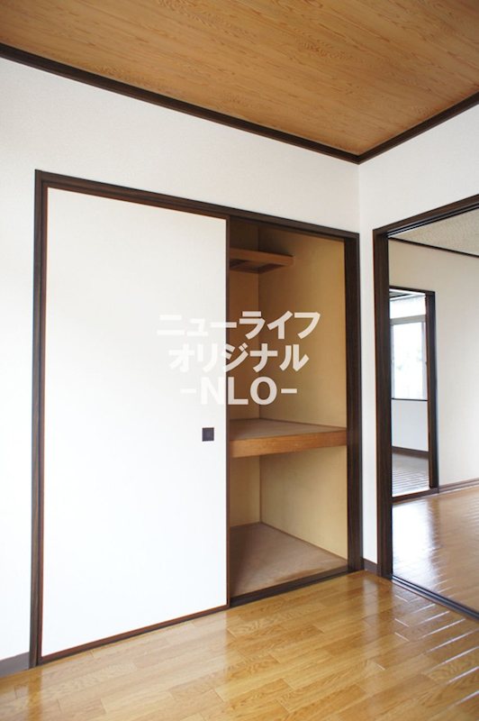 山百合ハイツ２号棟 収納