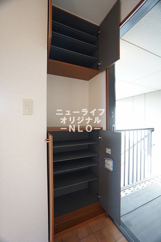 ヴァンヴェール青葉 収納