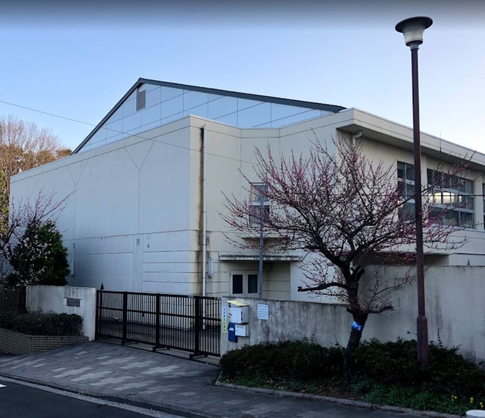オランジュ 小学校