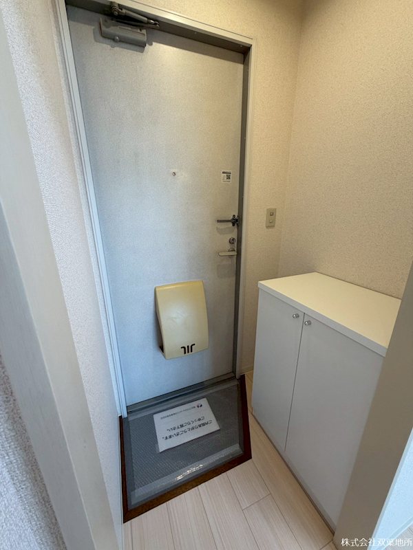 ラプラスいずみ 玄関