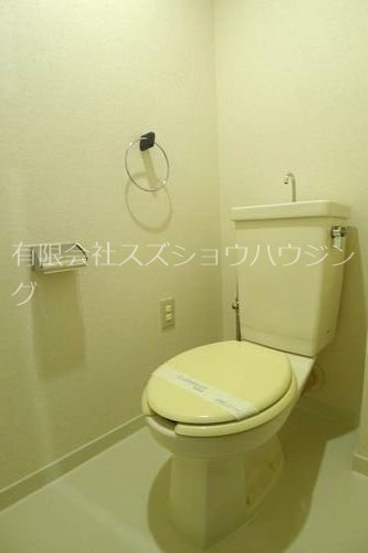 栄幸マンション トイレ