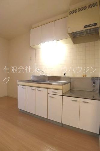 栄幸マンション キッチン