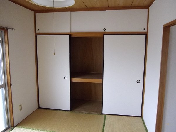 栄幸マンション 収納
