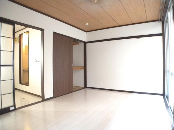 コーポアゼリアA ベッドルーム