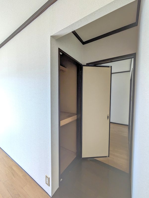 コーポナミキA その他6