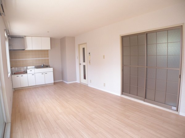 メゾンシンタク リビング