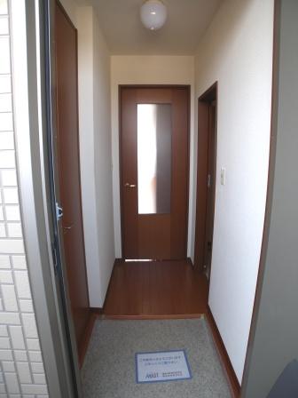 サニーヒルズ 玄関