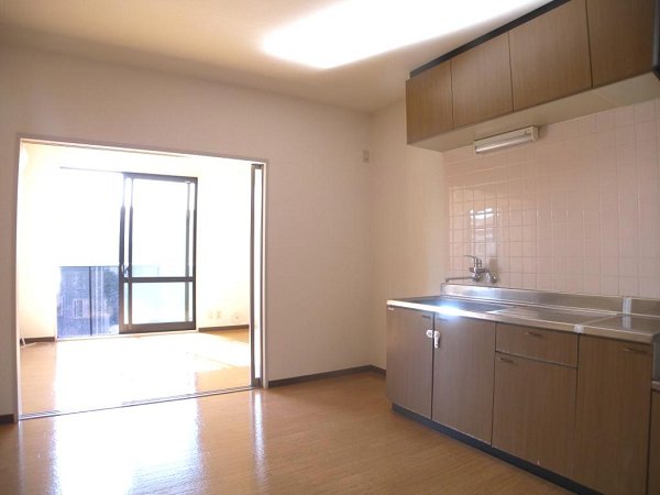 サンハイツ南浦和 リビング