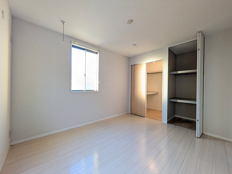 サニーヒルズ ベッドルーム