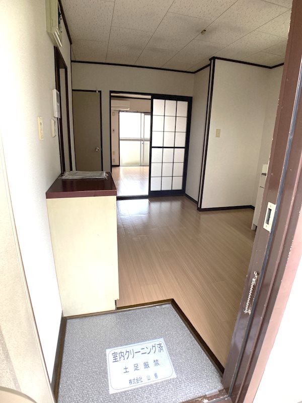 細野東コーポ 玄関